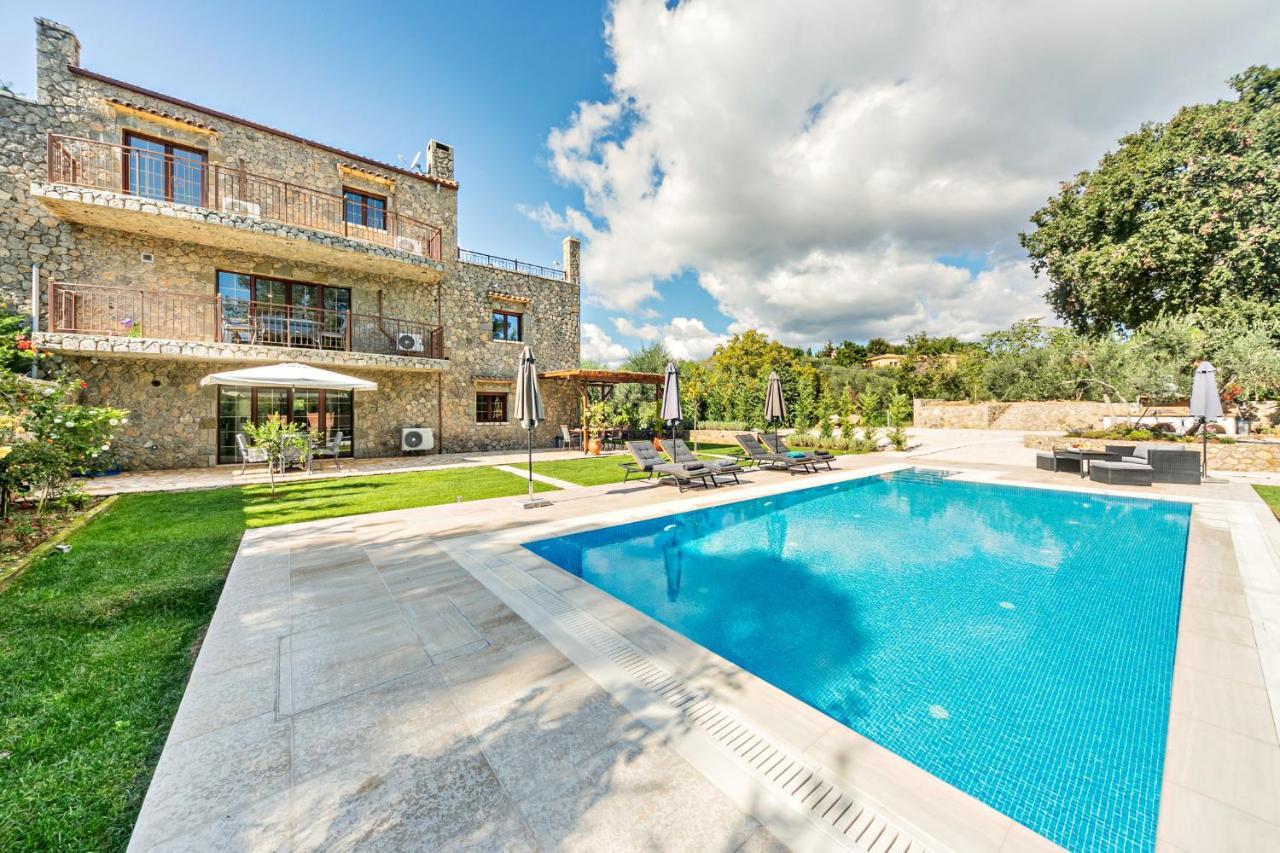 Filia Stone Villa Gouvia Esterno foto