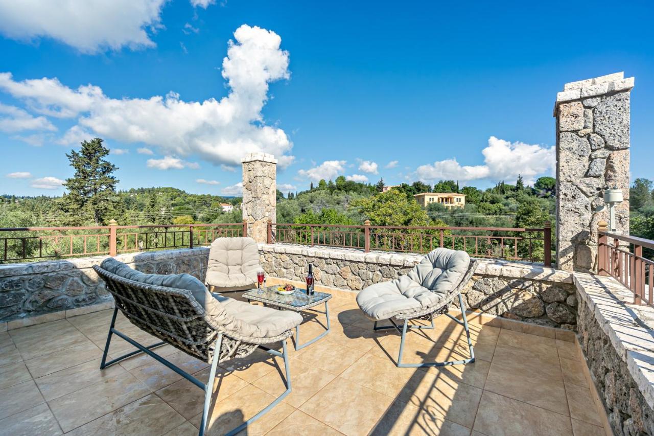 Filia Stone Villa Gouvia Esterno foto