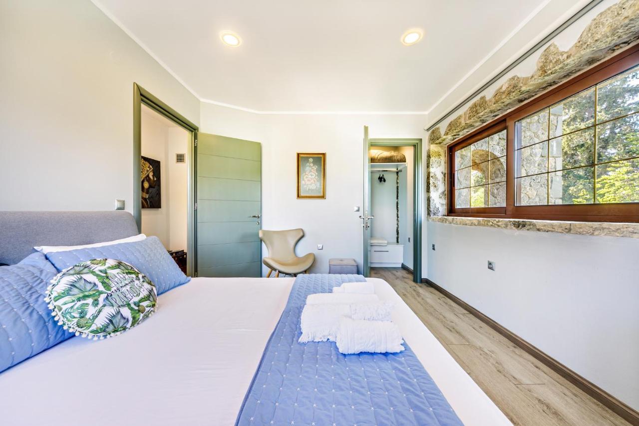 Filia Stone Villa Gouvia Esterno foto