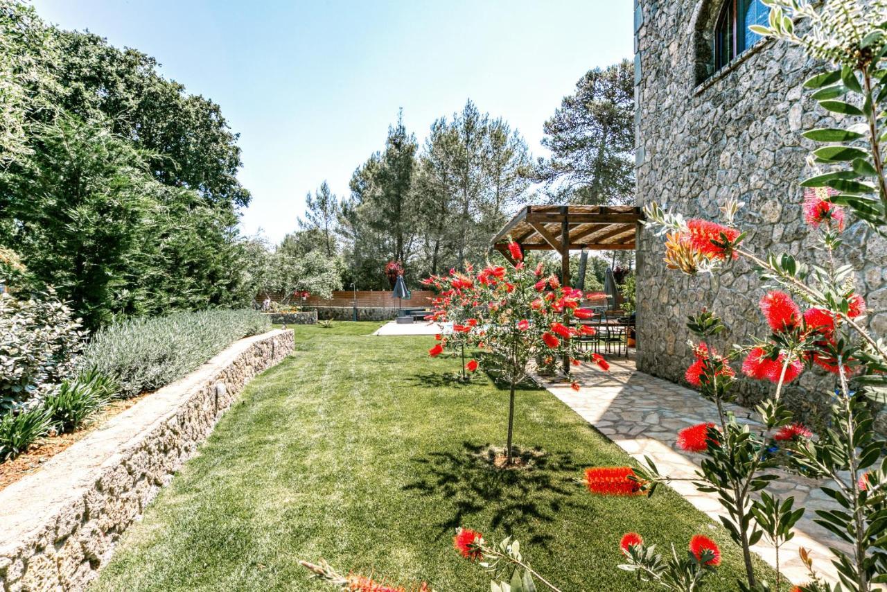 Filia Stone Villa Gouvia Esterno foto